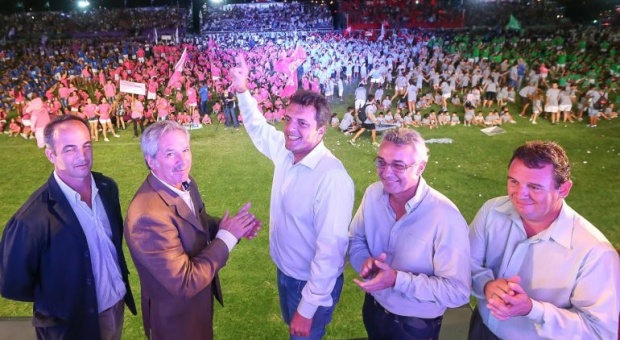 Massa, local en la Fiesta de las Colonias en Tigre: «Temporada no es sólo playa»