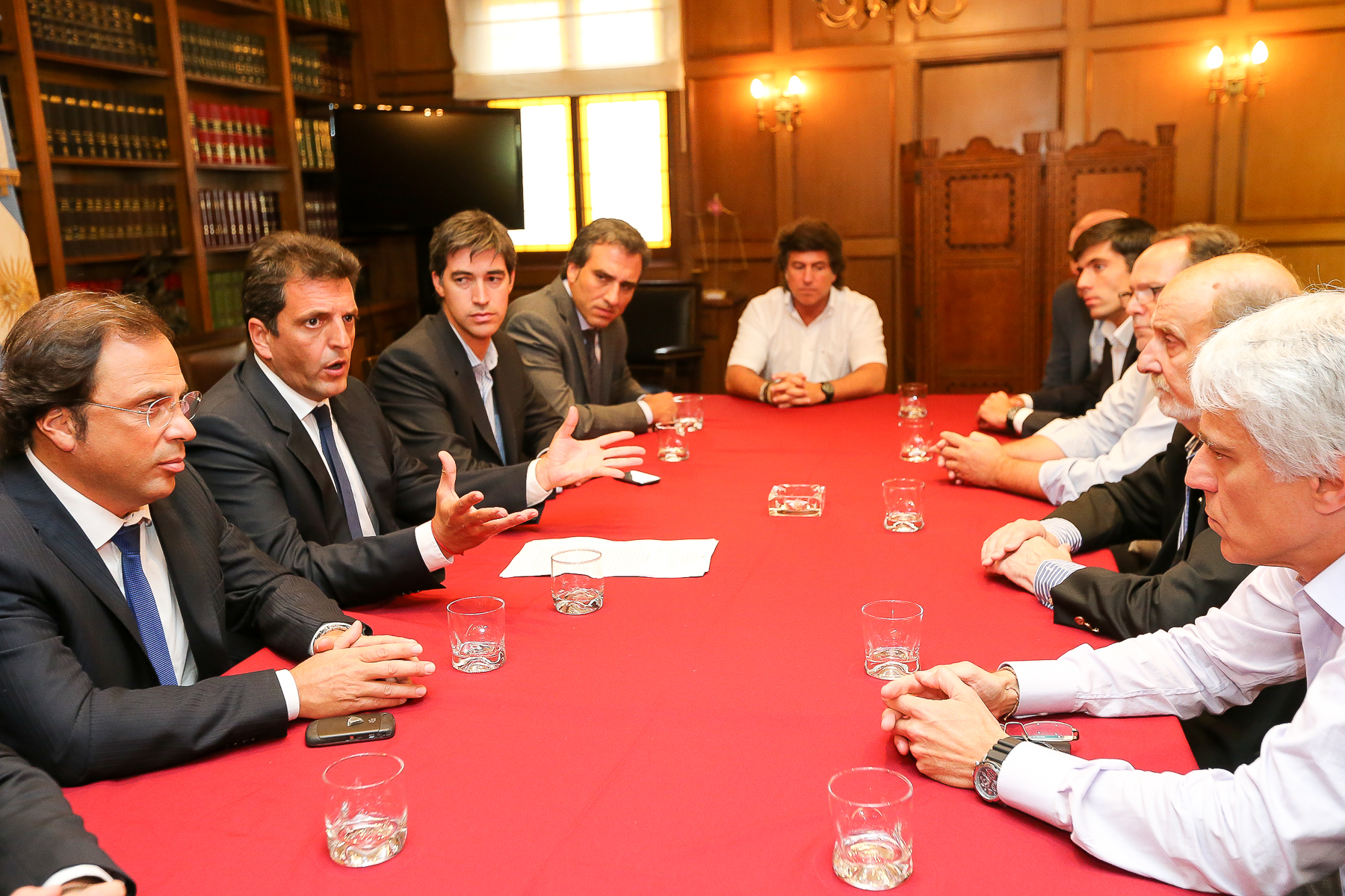 Massa: “Tenemos que ponernos al frente de la búsqueda de la verdad y conseguir que la sociedad vuelva a creer en sus instituciones”