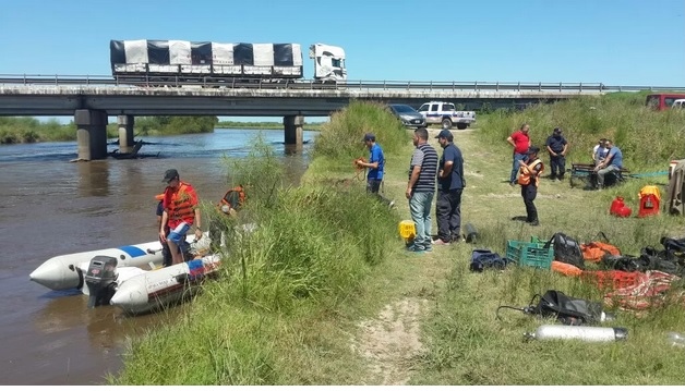 La búsqueda de Nicolás Castillo se centraliza en el Río Arrecifes
