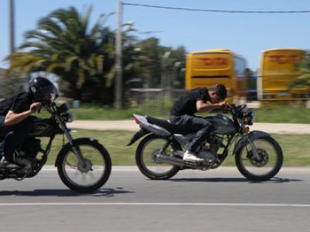 Picadas. Cinco motos fueron secuestradas y los jóvenes deberán pagar la multa para recuperarlas