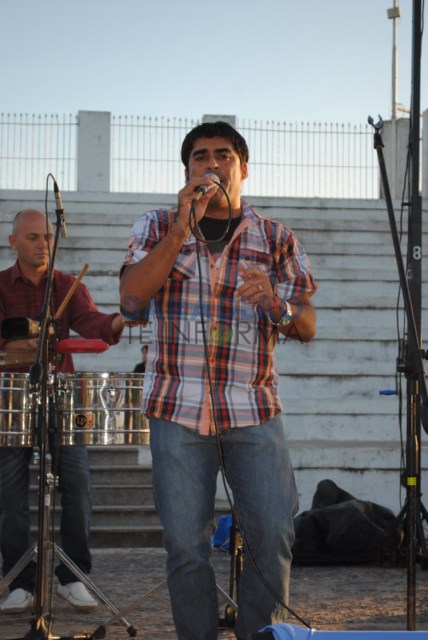 A beneficio del deporte baraderense tocaron «Los del Fuego» en la Colon