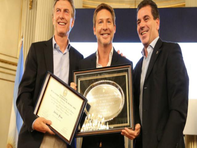 Adrián Suar fue distinguido como Personalidad Destacada de la Cultura