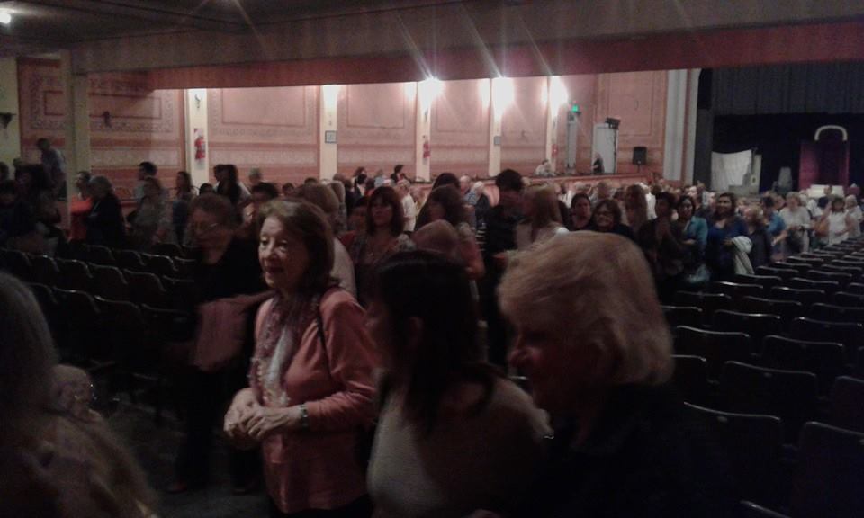 Lleno total en el Colon