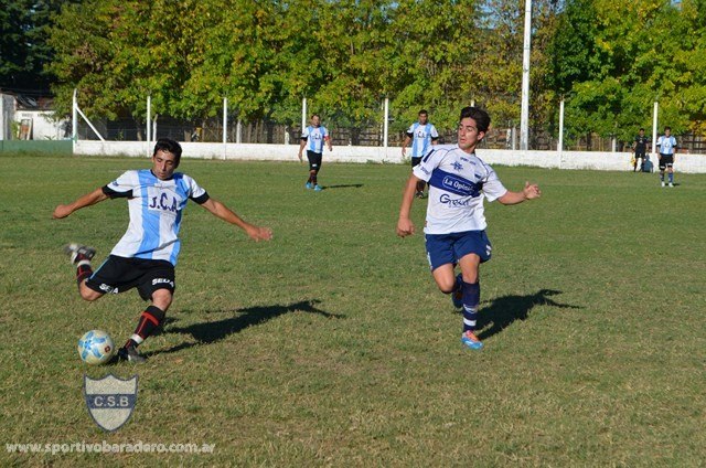 Con dos de Caballero Las Palmeras derrotó a Sportivo