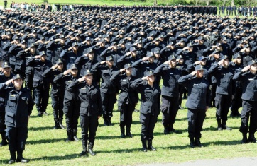 Policía. Ascenso y mejora a casi 15.000 efectivos