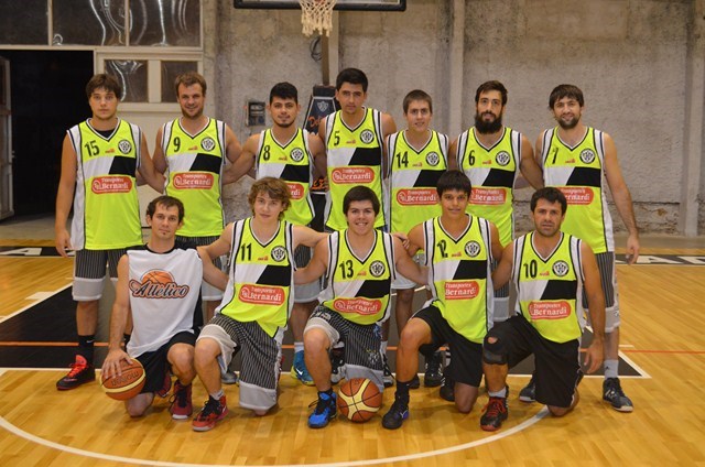 Se jugó el triangular en Atlético