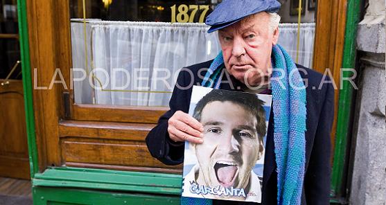 Eduardo Galeano: “Messi es el único futbolista que me hace soñar y amar”