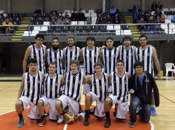 El Negro puso tercera