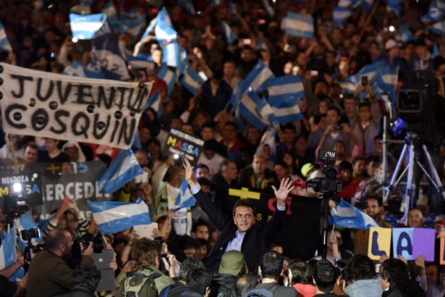 Massa: «Voy a meter presos a los corruptos y a barrer con los ñoquis de La Cámpora”