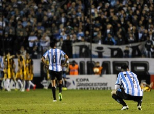 Racing no pudo con Guaraní y finalizó el sueño copero