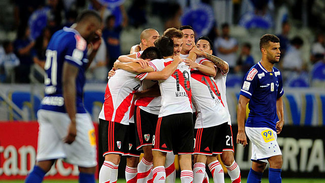 River goleó a Cruzeiro y avanzó a la semifinal de la Copa