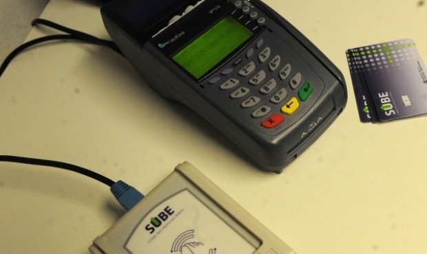 Buscan frenar cobros adicionales en la recarga virtual de la SUBE y celulares