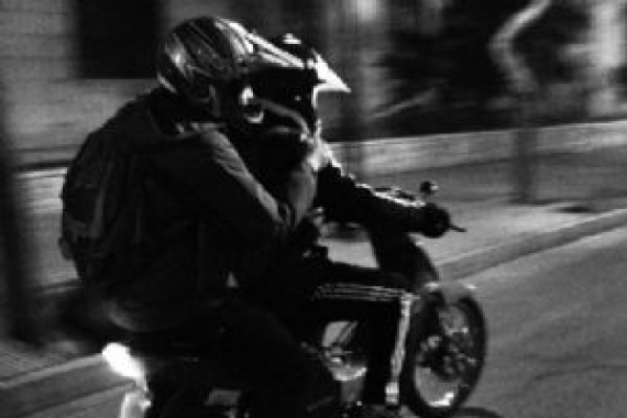 Aprehenden a dos motochorros
