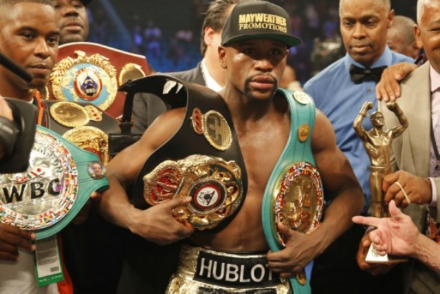 Le retiraron el título de campeón mundial a Floyd Mayweather