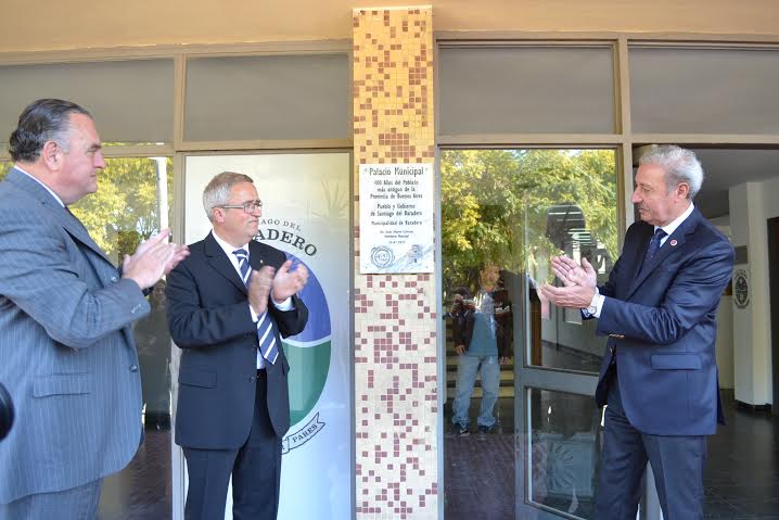 Suizos, descubrimiento de placas y la apertura de la Expo Baradero en la vispera del Cuatricentenario