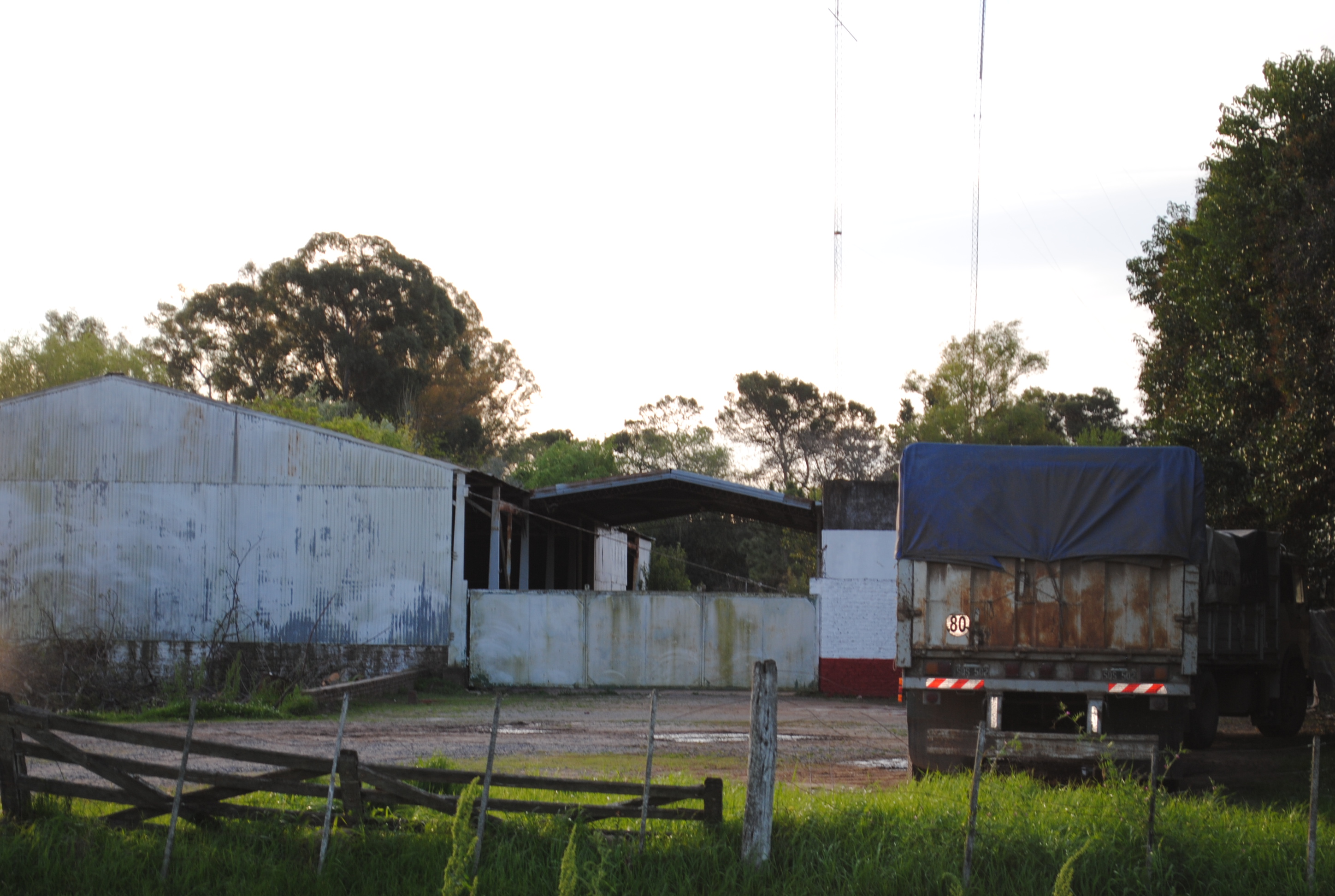 Protesta de vecinos ante la posible instalación de una fábrica de PVC