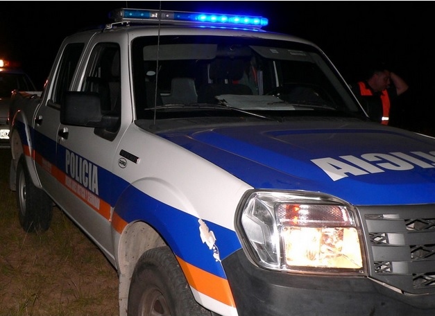 Río Tala: Vestidos de policías asaltan y golpean a una familia
