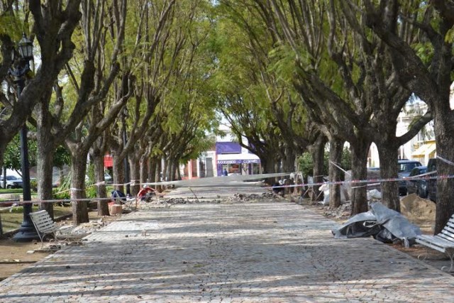 Mejoras en Plaza Mitre y Plaza Colon