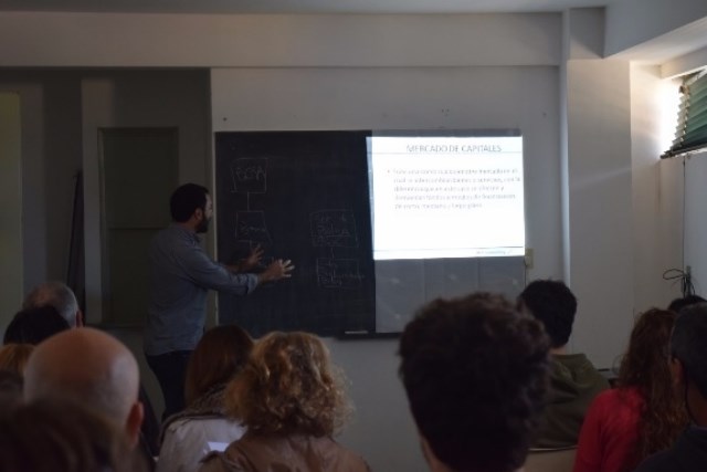 Segundo encuentro del Ciclo de economía y finanzas en el Centro Regional Universitario de Baradero