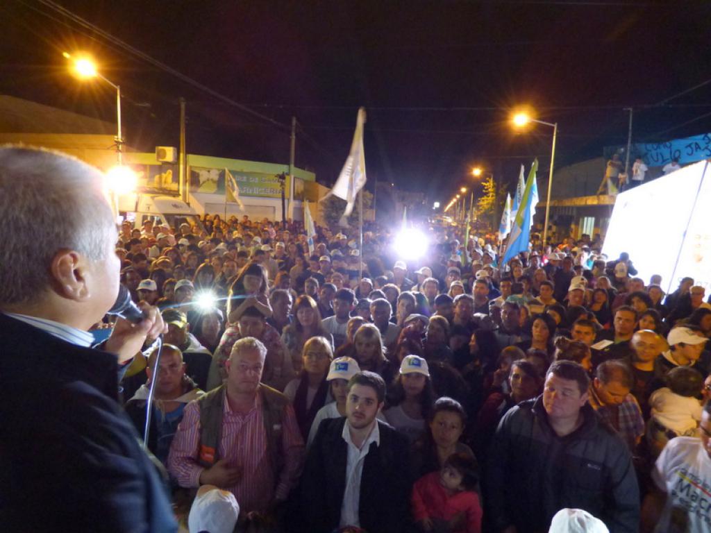 Oficial: Salazar se impuso con el 52,56 por ciento de los votos