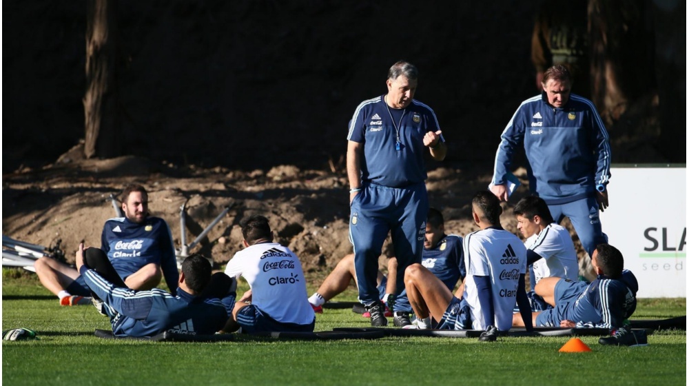 Martino confirmó la nueva lista con la ausencia de Messi y Agüero
