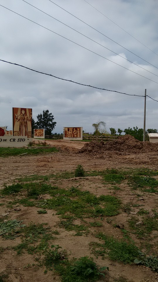Paseo del Cristo. No lo bombardearon, están haciendo los desagües