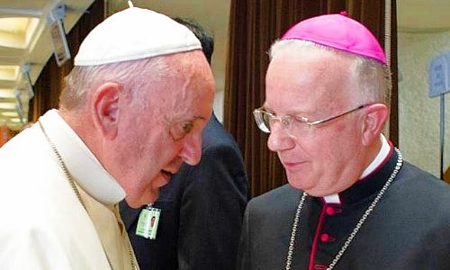 Monseñor Pedro Laxague: «Yo quiero ser un papá por el cariño que les tengo a todos»