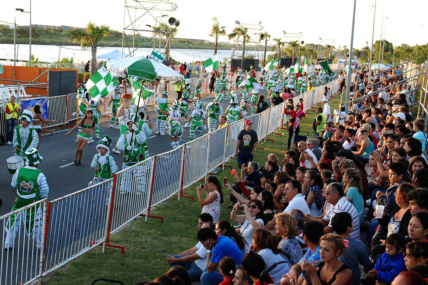 Tigre palpita los Carnavales del Río 2016