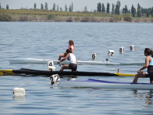 Regatas cosechó varios podios en el Campeonato Argentino de Canotaje de Velocidad