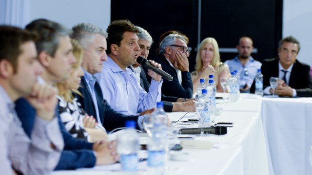 Massa encabezará el Interbloque Federal UNA