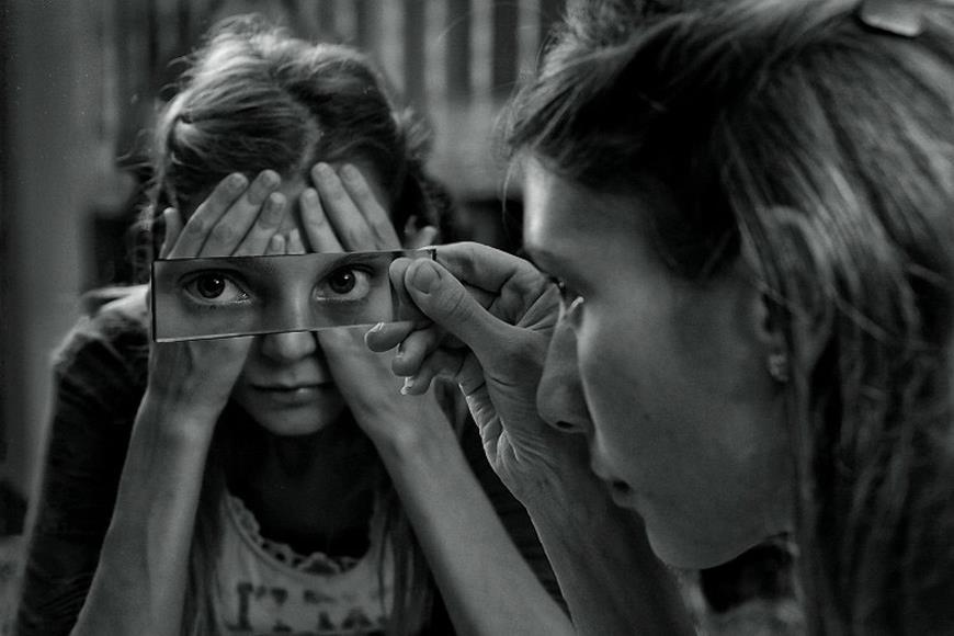 Fanatismo o Realidad: del sometimiento a la crítica