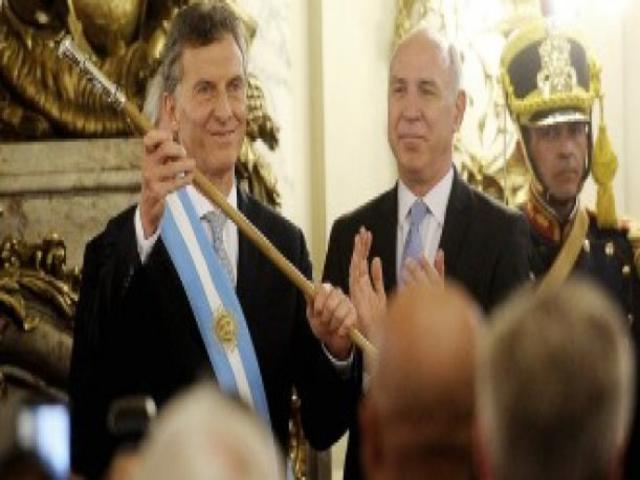 Insólito: Mauricio Macri quiso bañarse en la Casa Rosada, pero no había agua caliente