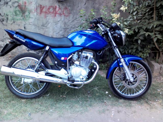 Roban una moto
