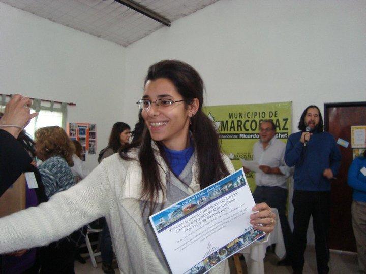 «La idea es que este el trabajador social en las calles y con la gente»