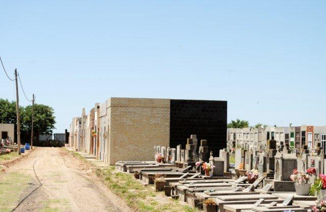 Matheson habló de su trabajo y proyectos como encargado del cementerio