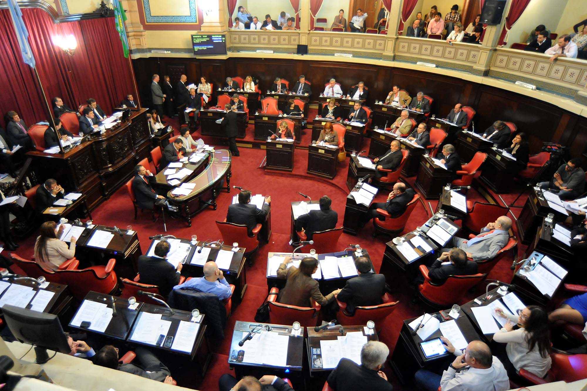 Buscan que los intendentes no superen los dos mandatos consecutivos