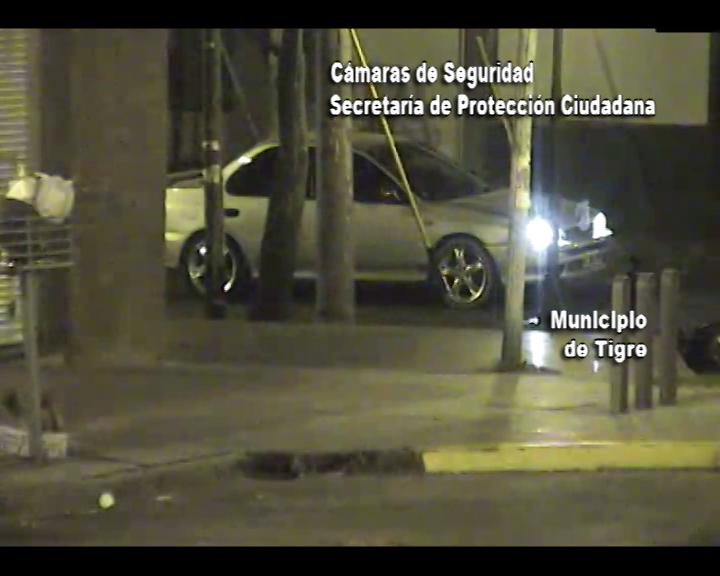 Tigre. Robaron en una cochería fúnebre y huyeron, pero los atrapó el COT