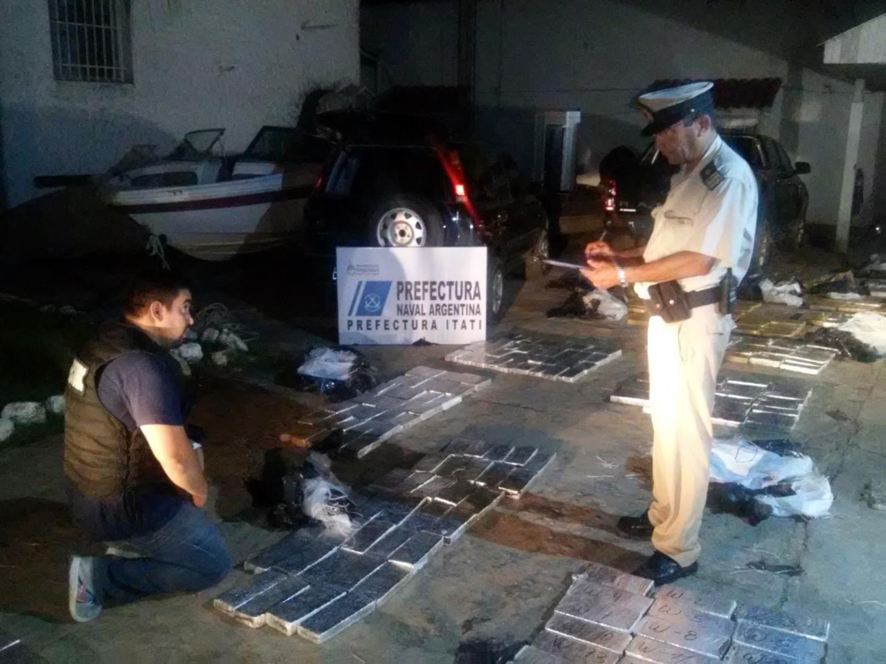 Prefectura incautó un cargamento de más de 750 kilos de marihuana en Corrientes