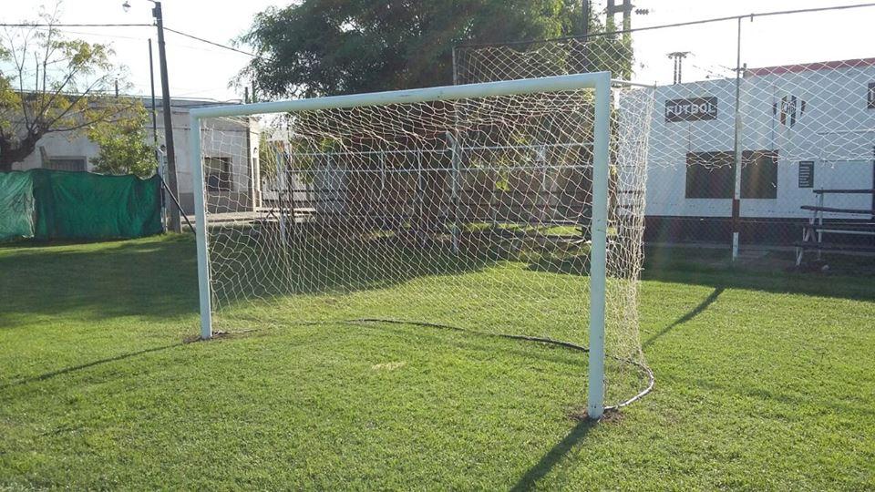Inauguran la renovada cancha del futbol infantil de Atlético