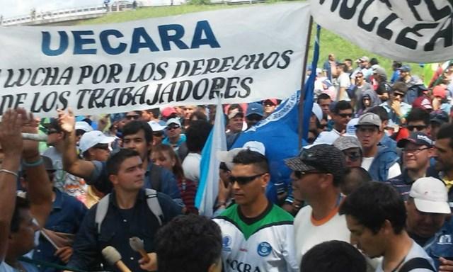 En reclamo por los despidos de Atucha, UOCRA cortó Ruta 9 a la altura del km 103
