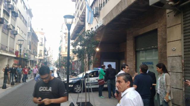 Tensión en Radio Nacional: un hombre ingresó con explosivos