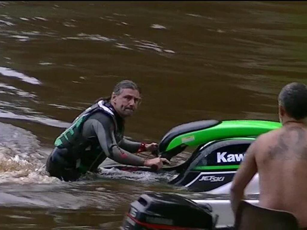 Buscan a niño de 2 años que cayó a las aguas del río Arrecifes
