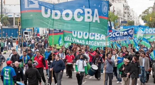 Docentes nucleados en UDOCBA anunciaron paro para el 11 de mayo