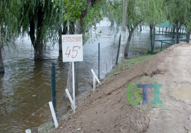 Importante crecida del Río Baradero