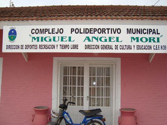 Roban dos motoguadañas del polideportivo municipal