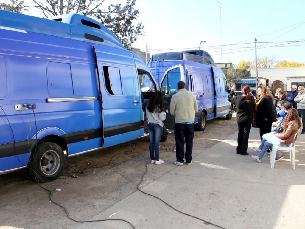El lunes llega el camión para renovar el DNI
