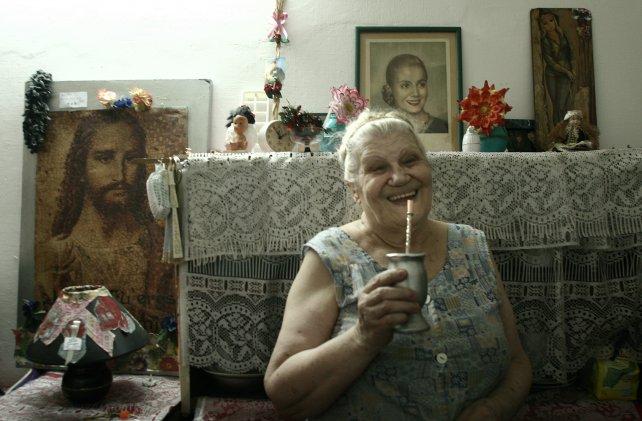 A los 88 años falleció Rita La Salvaje, una leyenda de la noche de Rosario