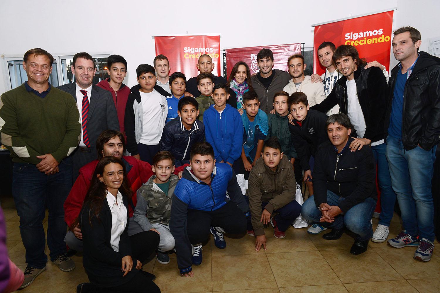 Volskwagen Junior Masters: los juveniles de Tigre ya viajan a Francia