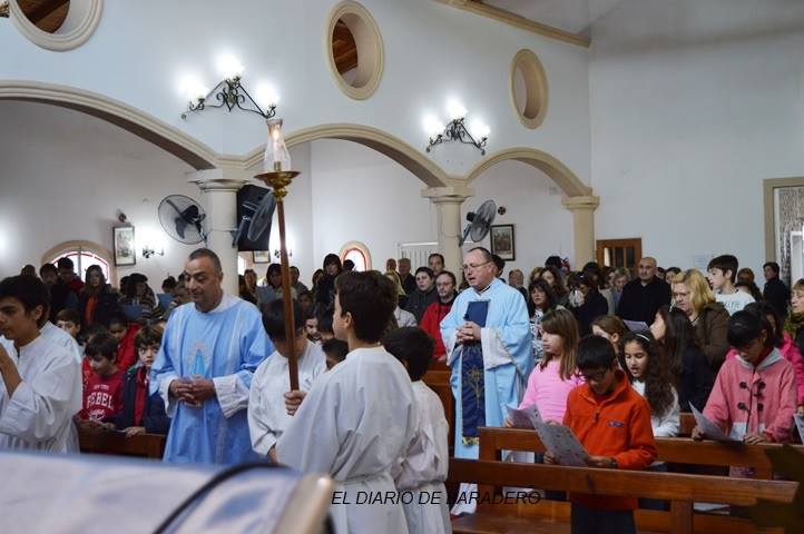 “Fiestas Patronales”. Ntra. Sra. de Luján salió en procesión por las calles del barrio