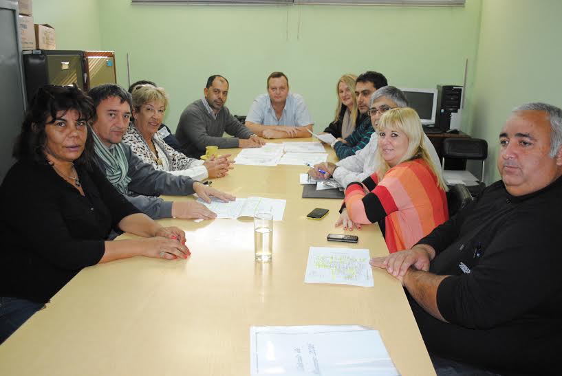 Se firmó un convenio de créditos para microemprendedores baraderenses